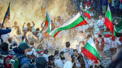 Пламен Мирянов: Патриотизм &ndash; это значит не покидать свою родину, а не фотографирование с флагом