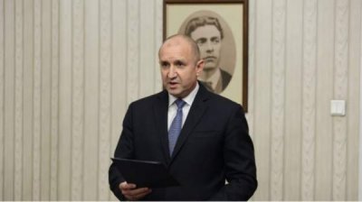 Президент Радев вручает первый мандат на сформирование правительства