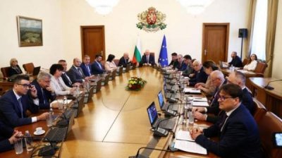 Одобрена Программа поддержки болгарских общин за рубежом на 2025 год