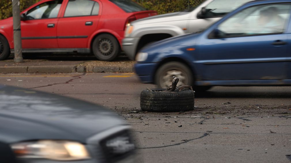 Семнадцать человек пострадали в ДТП, один человек получил травмы при пожаре