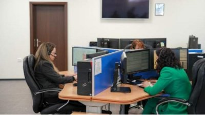 Новые изменения в законе предусматривают локализацию экстренных вызовов по номеру 112