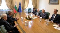 Премьер Радев обсудил возможности популяризации спасения болгарских евреев