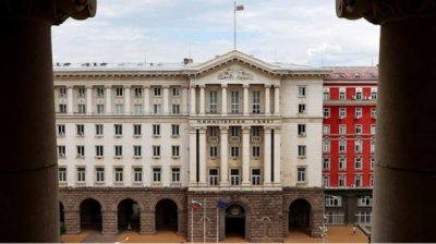 Правительство одобрило создание госмагазинов дешевых болгарских продуктов