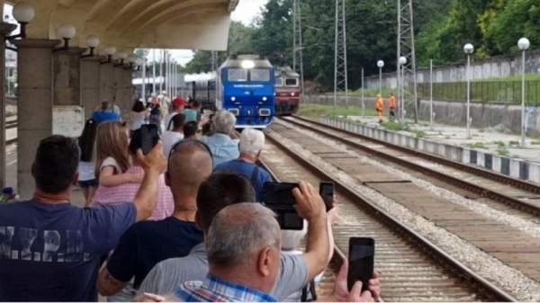 Жители Русе ожидают прибытия 