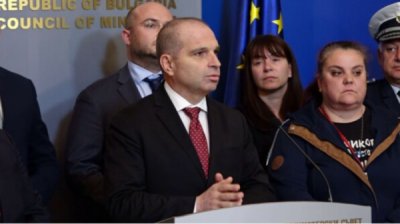 Министр транспорта: Наша цель - сократить число погибших на дорогах на 20%