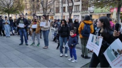 В нескольких болгарских городах состоятся акции против насилия над детьми