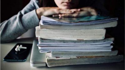 Политический хаос и буксующая реформа &ndash; почему болгарские ученики находятся на дне европейских рейтингов
