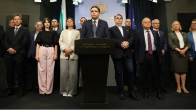 ПП-ДБ выдвинула вотум недоверия правительству Росена Желязкова