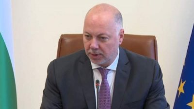 Два шведских самолета для тушения пожаров останутся в Болгарии до конца августа