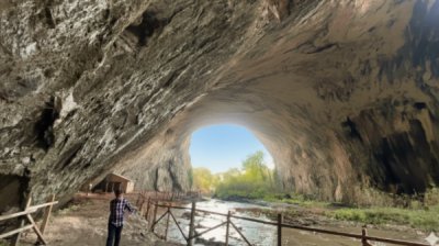 Среди водопадов и пещер – Деветакское плато предлагает и деревенский туризм с особым колоритом