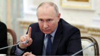 Путин пожаловался на “паркетных” генералов и похвастался успехами в Украине