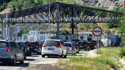 Усилился летний поток авто на въезде из Сербии и на выезде в Турцию