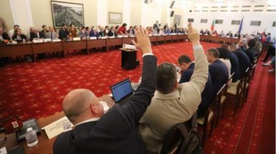 Бюджетная комиссия одобрила вклад Болгарии в фонд ЕС для Украины