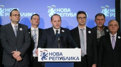 Реструктурирование правого пространства продолжается