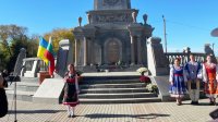 В Болграде отмечают День бессарабских болгар у Мемориала ополченцам