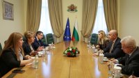 Премьер-министр Радев провел встречу с послом РФ Митрофановой