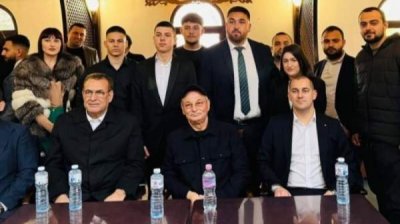 ДПС-ДПС решает, продолжит ли поддерживать правительство