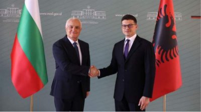 Министр обороны Атанас Запрянов встретился в Тиране со своим коллегой Пиро Венгу