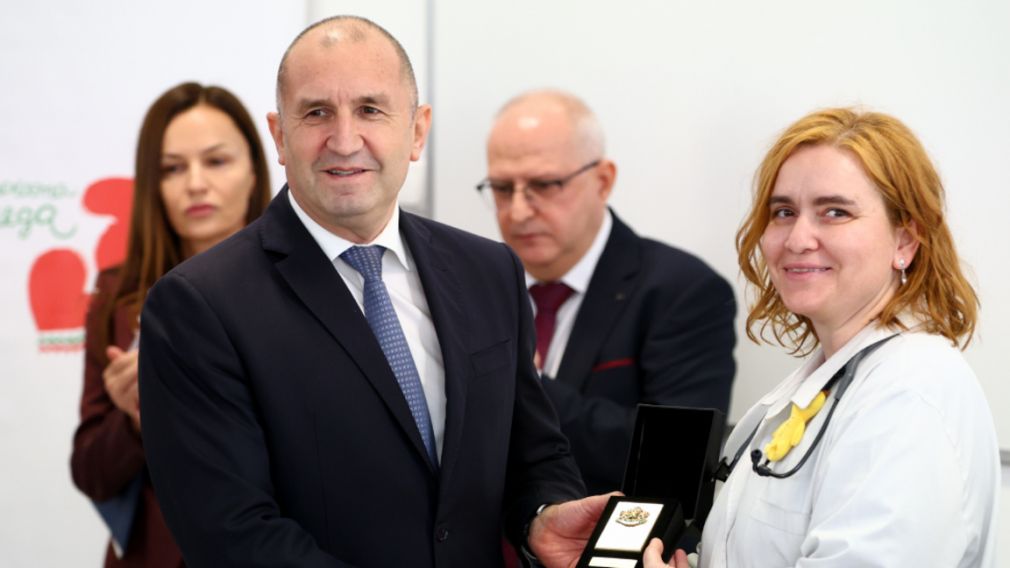 Президент объявил старт 23-й благотворительной кампании «Болгарское Рождество»