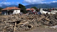 Принесенные наводнением дрова останутся для жителей пострадавших сел