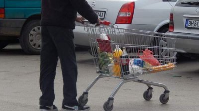 Евростат: Больше всего средств у болгар уходит на еду