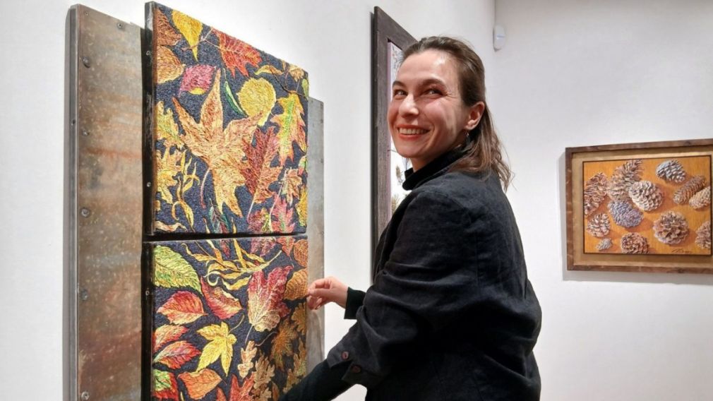 Десислава Костадинова с творческими размышлениями о расколе в нашем обществе