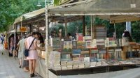 Один день на площади Славейкова, или о том, какие книги покупают болгары