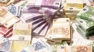Банки и торговые сети предлагают обложить налогом на сверхприбыль