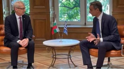 Правительственная делегация во главе с премьер-министром находится с визитом в Греции