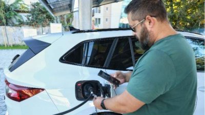 В Бургасе организован Фестиваль электромобилей