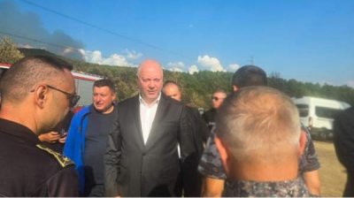 На приобретение пожарных самолетов требуется не менее 3 лет