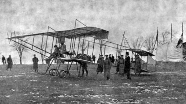 115 лет со дня первого полета самолета в Болгарии
