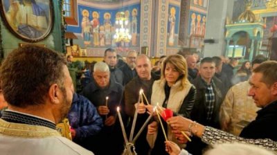 Председатель парламента, премьер и президент поздравили болгар с Воскресением Христовым