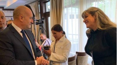 Президент поблагодарил СМИ за поддержание связи между болгарскими общинами за рубежом и родиной