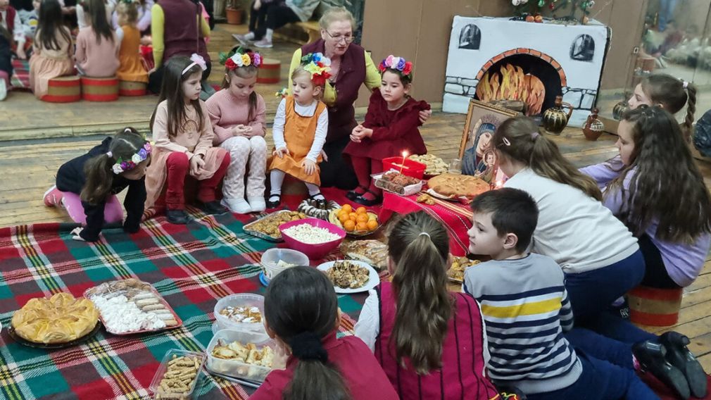 Сочельник и Рождество глазами традиционалистов и поколений X, Y, Z и Альфа