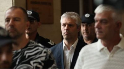 Суд оставил под стражей обвиняемого по делу о коррупции мэра Варны Благомира Коцева