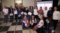 Для болгар за рубежом фольклорные коллективы - как частица Родины