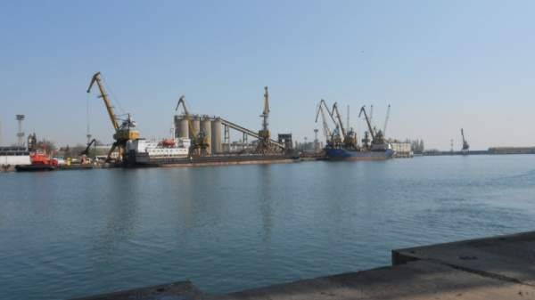 Работа бургасских портов зависит от 