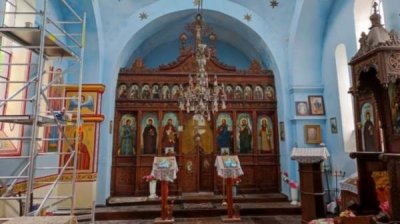 Церковь Св. Параскевы в селе Балша пробуждается для новой жизни через 100 лет, благодаря таланту художницы из России