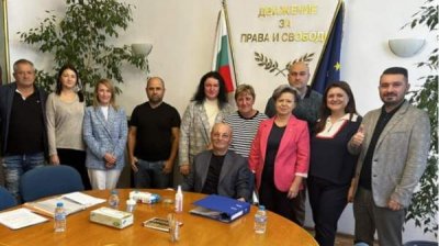 Ахмед Доган будет участвовать в выборах с коалицией "Альянс за права и свободы"