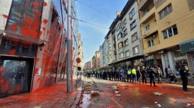 Арестованные и пострадавшие на акции протеста "Возрождение" против евро