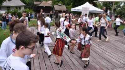 Праздник болгарской азбуки и культуры отмечают во многих краях мира