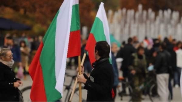 Протест против тестирования детей на Covid-19 в школах