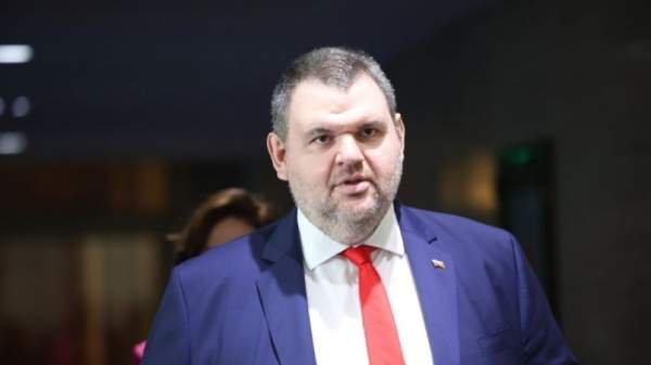 Лидер 