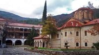 Бачковский монастырь представляет реставрированные древние святыни
