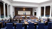 Парламент обязал Минздрав предпринять меры по защите медиков от насилия