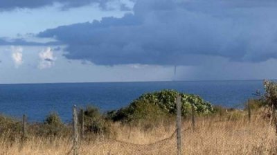 Водяной смерч в Черном море