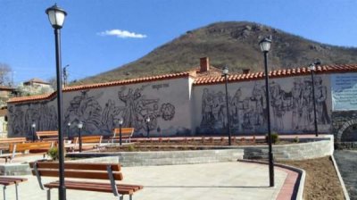Украшение аристократки XIX века &ndash; повод для праздника в с. Петрич