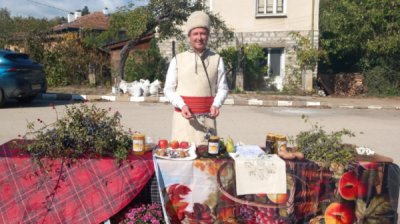 Фестиваль терновника в белоградчикском селе Салаш