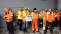 Дорожные строители протестуют из-за неоплаченных государством средств